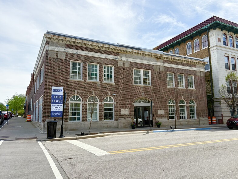 221 N 6th St, Lafayette, IN à louer - Photo du bâtiment - Image 3 de 8