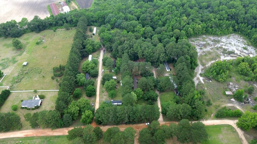 106 Valencia Ave, Goldsboro, NC à vendre - Photo du bâtiment - Image 3 de 8