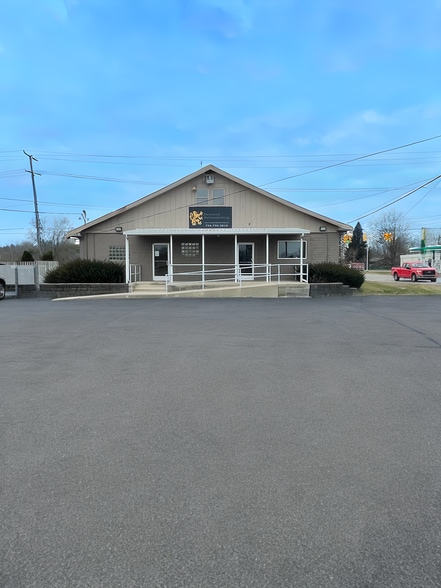 51391 Willis Rd, Belleville, MI for sale - Primary Photo - Image 1 of 2