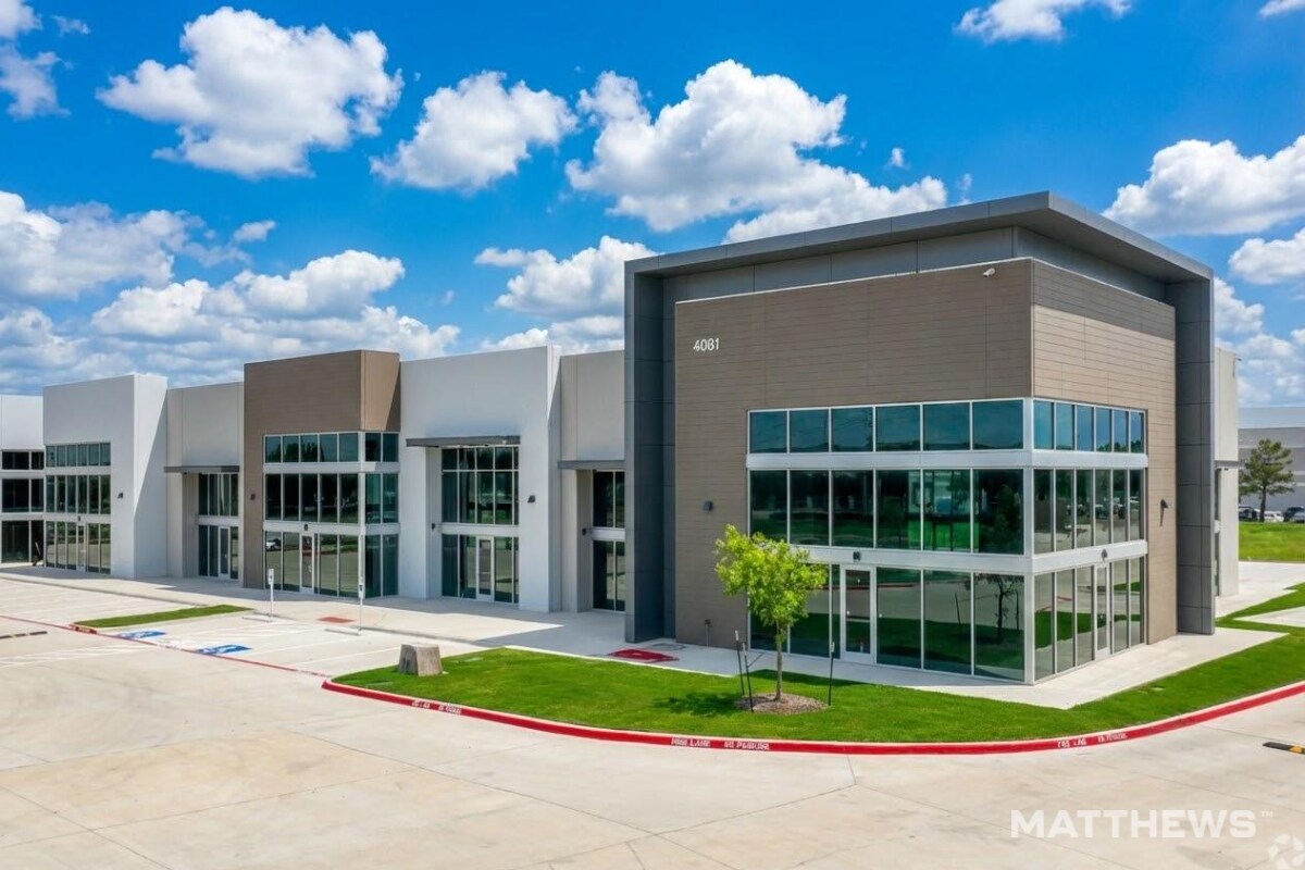 4081 E Plano Pky, Plano, TX à louer Photo principale- Image 1 de 4