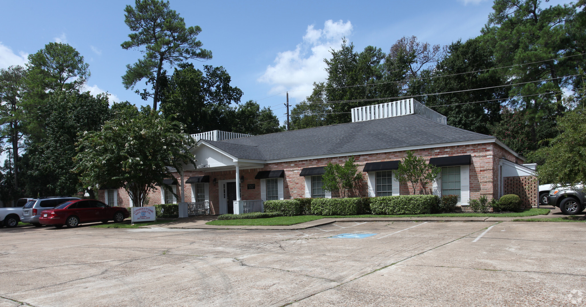 14721 Pebble Bend Dr, Houston, TX for sale Primary Photo- Image 1 of 27