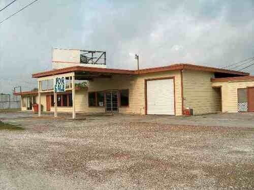 6661 N Hwy 35, Rockport, TX à vendre - Photo du bâtiment - Image 2 de 9