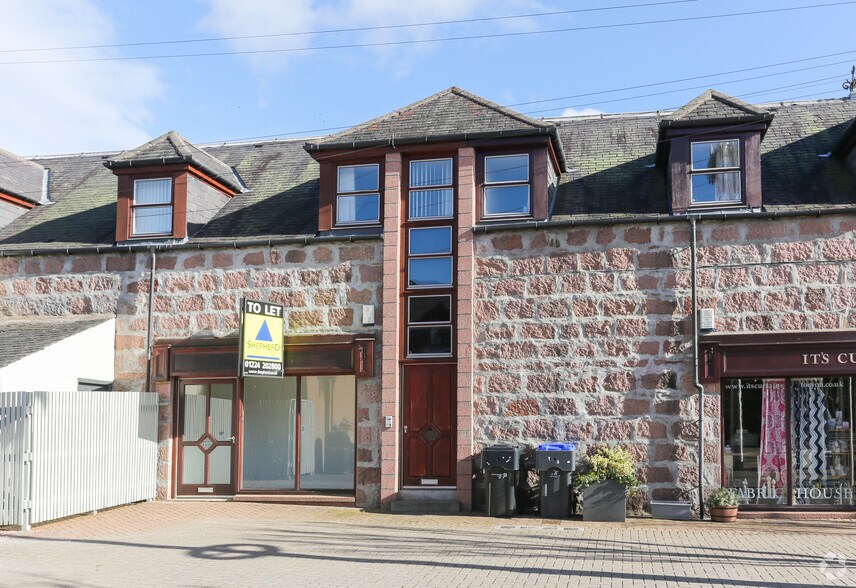 11-13 Scott Skinner Sq, Banchory à louer - Photo du bâtiment - Image 2 de 3