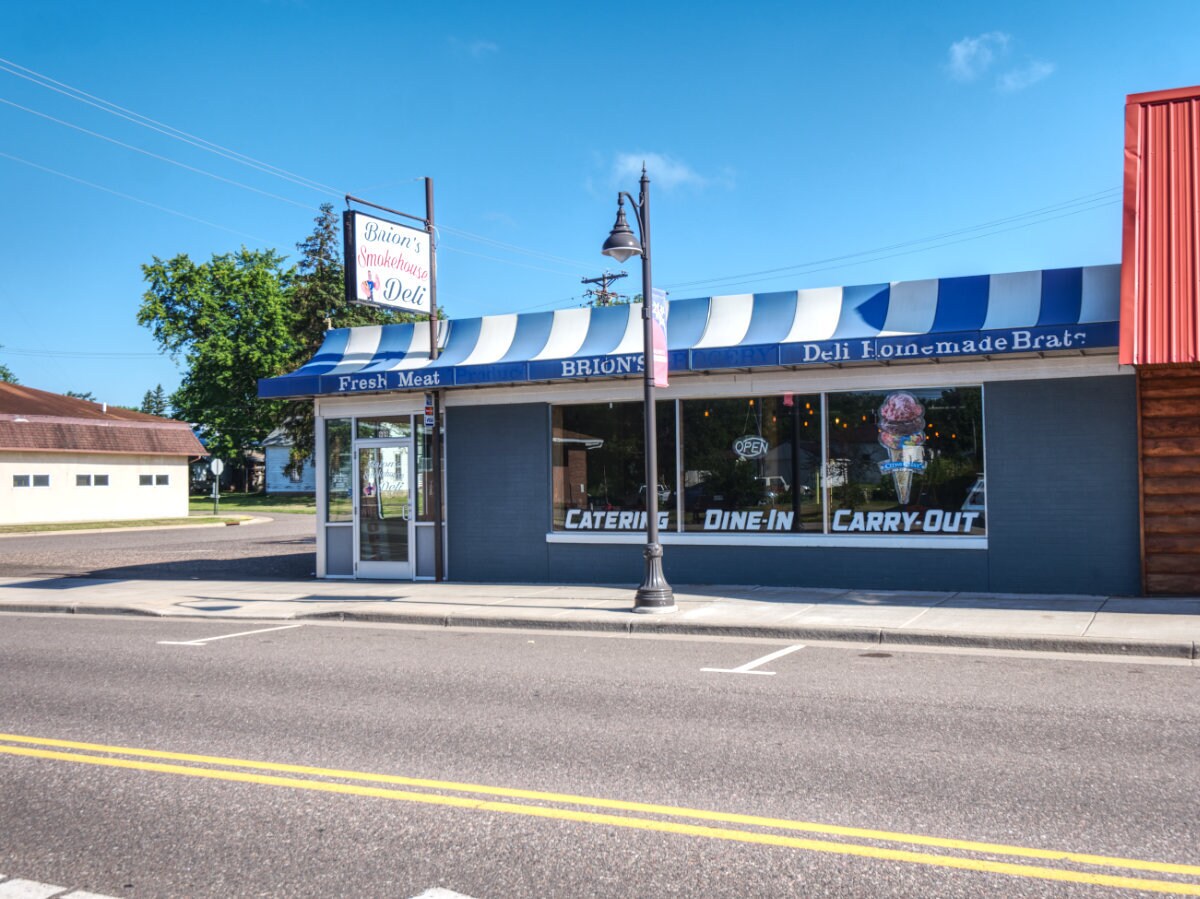 909 W Main St, Cameron, WI for sale Primary Photo- Image 1 of 36
