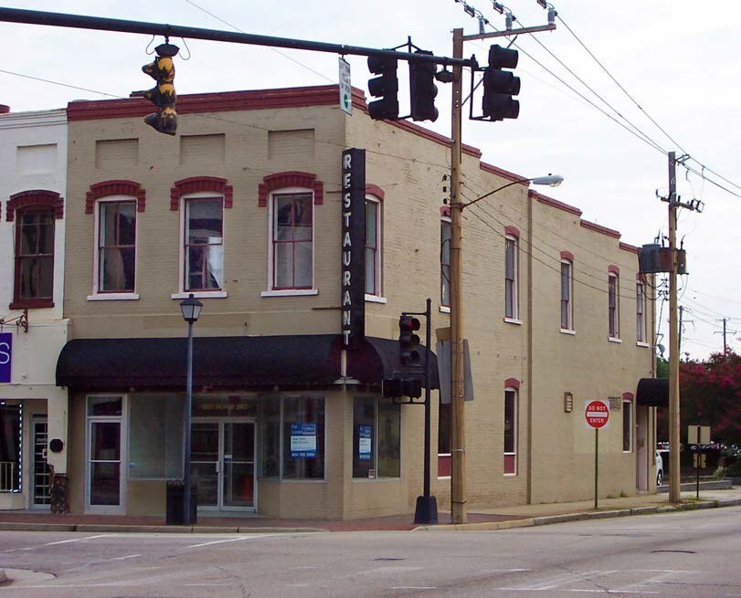 1 N Sycamore St, Petersburg, VA à louer Photo du bâtiment- Image 1 de 10