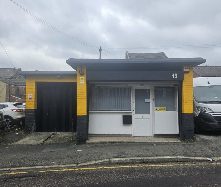 19 Water St, Hyde à vendre Photo principale- Image 1 de 6