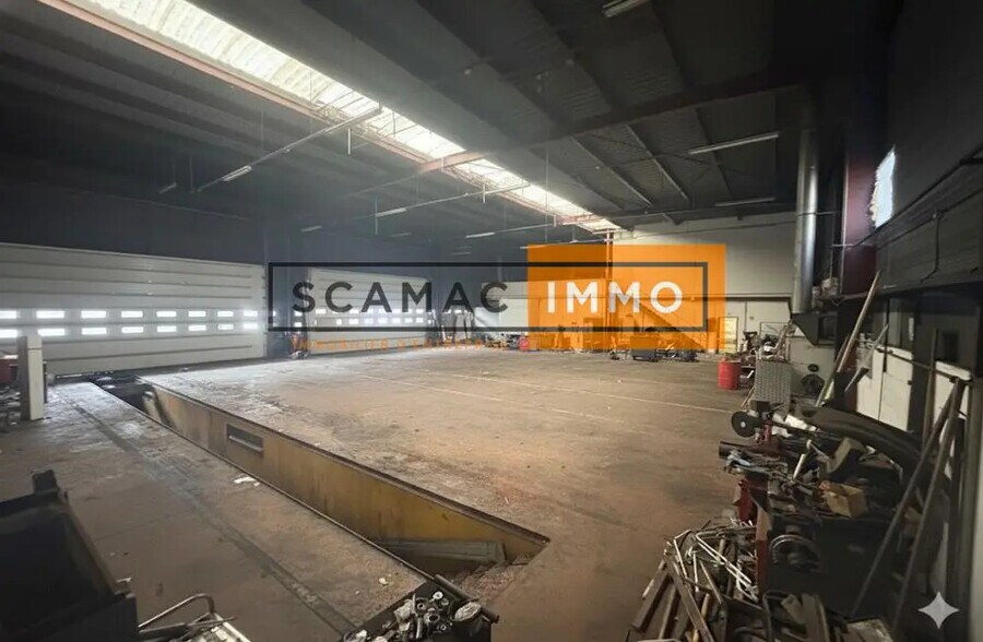 Office in Villeneuve-la-Garenne for lease - Interior Photo - Image 3 of 3