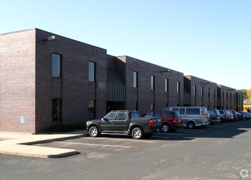 801-815 W 106th St, Bloomington, MN for sale - Building Photo - Image 3 of 3