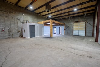 2908-2918 N Graham St, Charlotte, NC for lease Interior Photo- Image 2 of 4