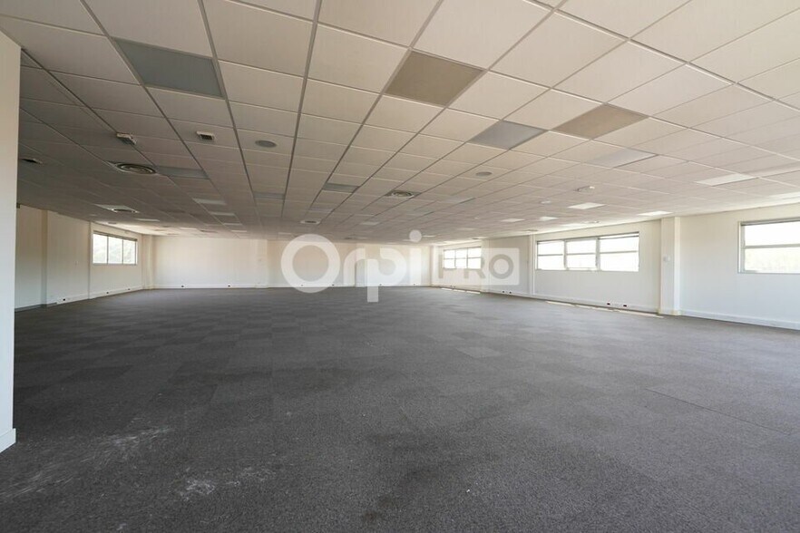 9 Avenue Des Saules, OULLINS-PIERRE-BÉNITE à vendre - Photo du bâtiment - Image 3 de 12