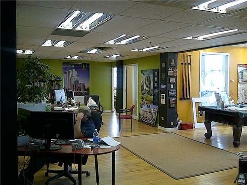 69 John St S, Hamilton, ON for lease - Lobby - Image 2 of 10