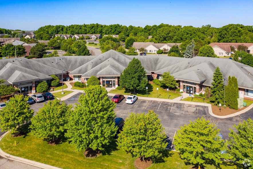 6465 Millenium Dr, Lansing, MI for lease - Building Photo - Image 3 of 3