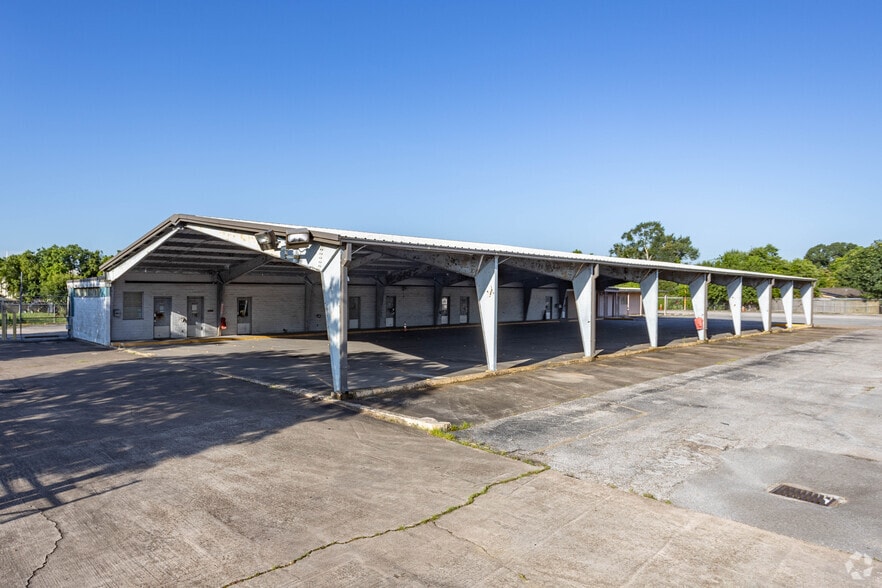 11510 Cullen Blvd, Houston, TX à vendre - Photo principale - Image 2 de 6