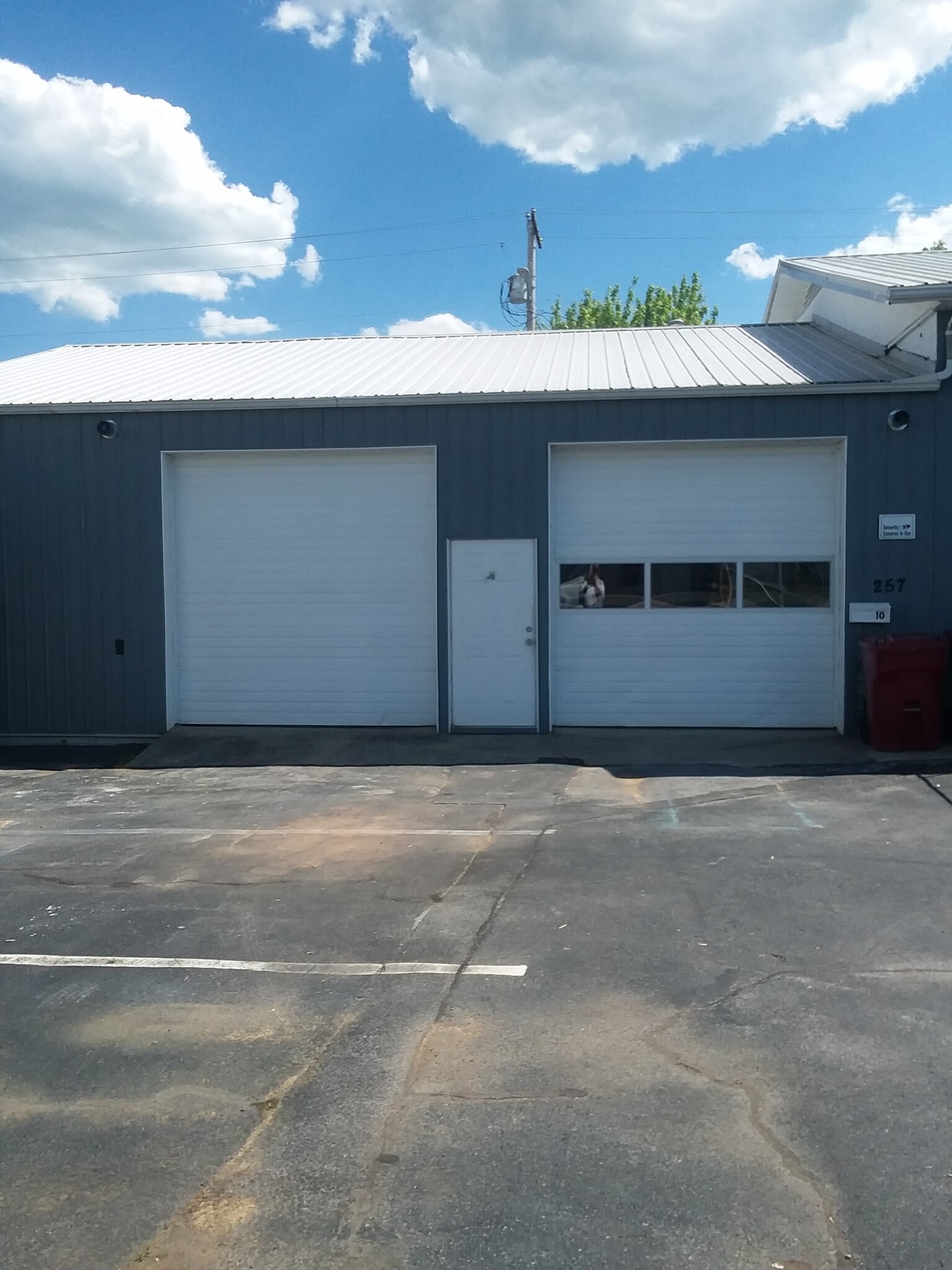 257 W Main St, Johnson City, TN for lease Interior Photo- Image 1 of 5