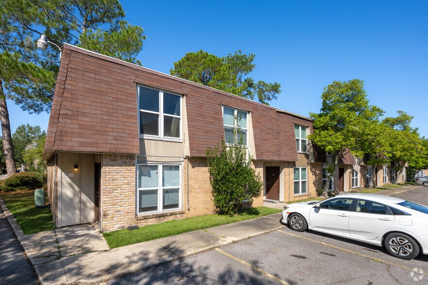 10530 Florida Blvd, Baton Rouge, LA à vendre - Photo du bâtiment - Image 3 de 21