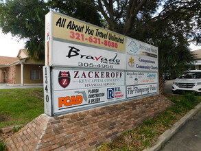 1240 Rockledge Blvd, Rockledge, FL à louer Photo du bâtiment- Image 2 de 2