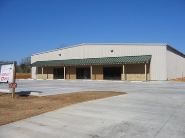 2209 E Loop 281, Longview, TX à louer Photo principale- Image 1 de 3