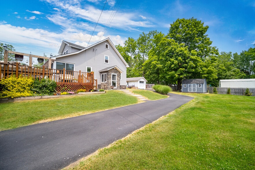 2-6 Old Firehouse Rd, Plattekill, NY for sale - Building Photo - Image 3 of 8