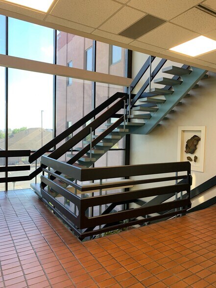 9101 Pearl St, Thornton, CO à vendre - Photo intérieure - Image 2 de 13