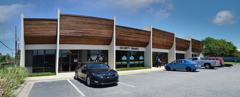 2800 W 70th St, Shreveport, LA à louer - Photo du bâtiment - Image 2 de 13