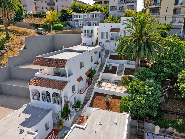 722 Echo Park Ave, Los Angeles, CA à vendre - Photo du bâtiment - Image 3 de 12