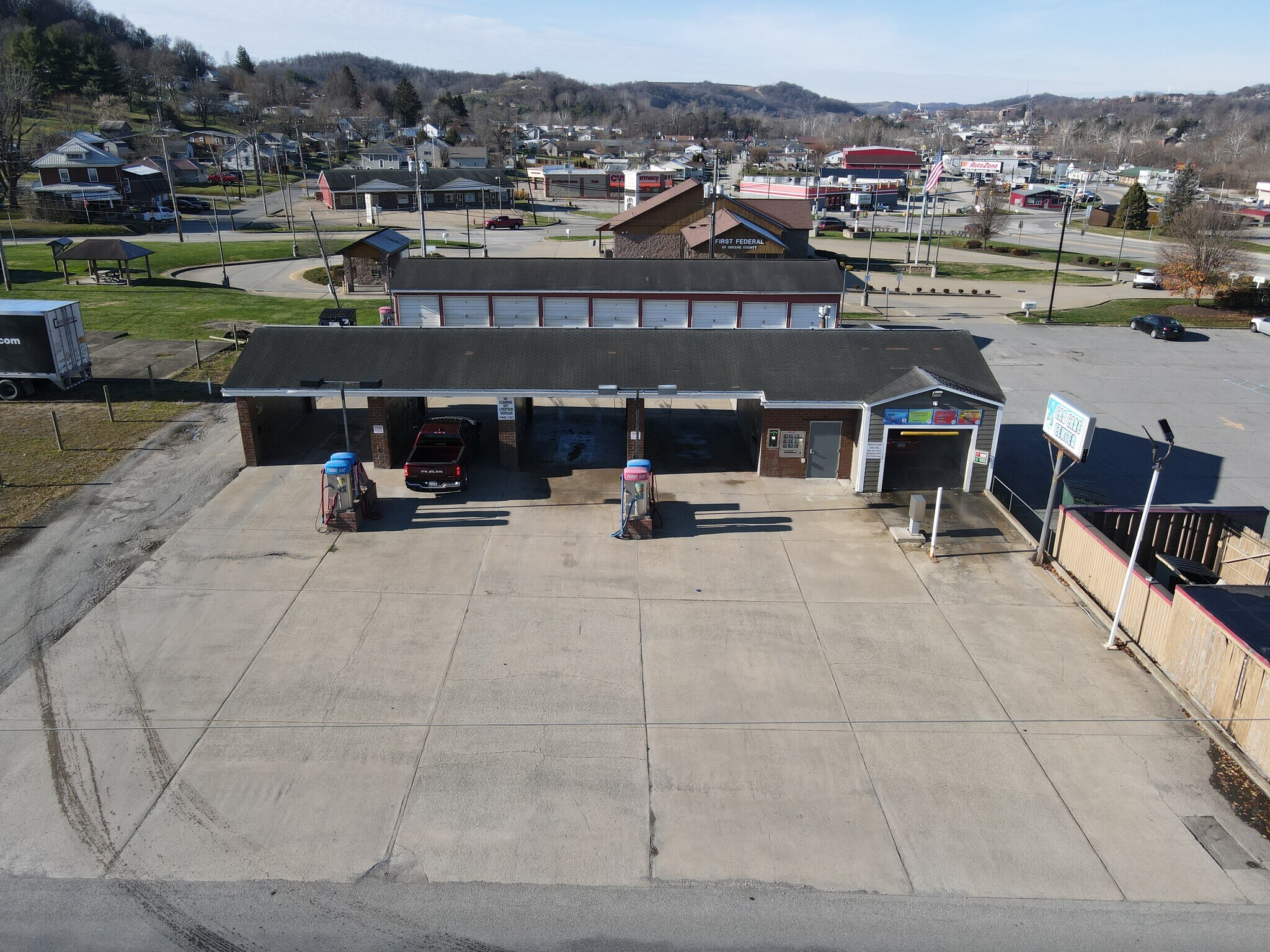 118 School Dr, Waynesburg, PA à vendre Aérien- Image 1 de 37