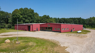 Plus de détails pour 850 Bowling Ln, Waupaca, WI - Industriel à vendre