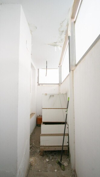 Retail in Elda, Alicante for sale - Interior Photo - Image 3 of 15