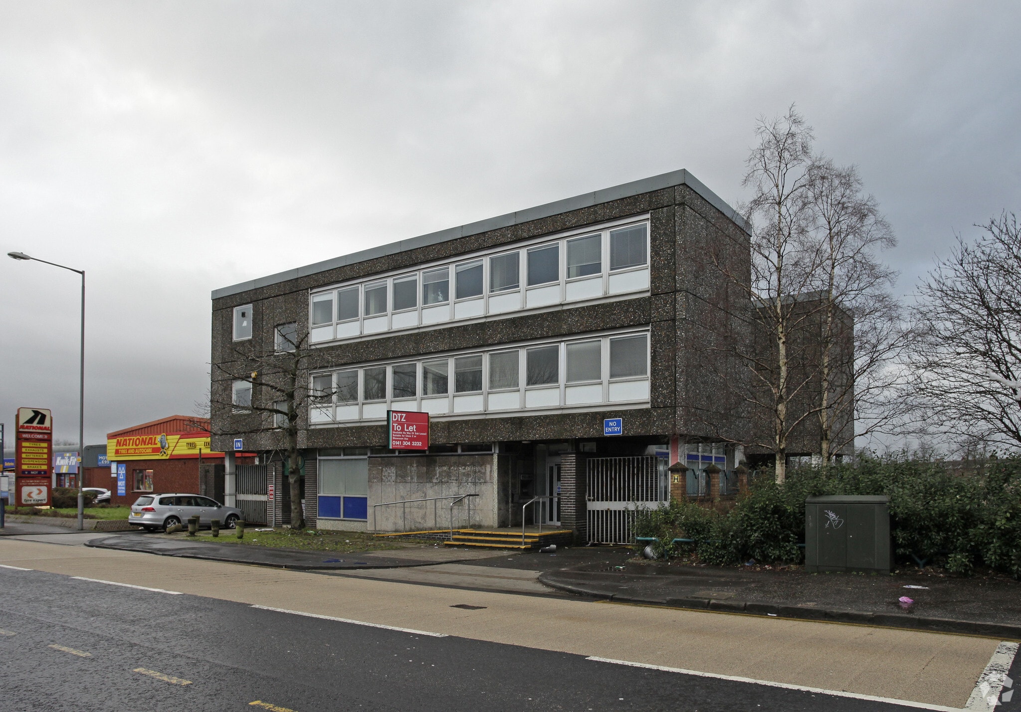 11-15 Low Glencairn St, Kilmarnock for lease Building Photo- Image 1 of 2