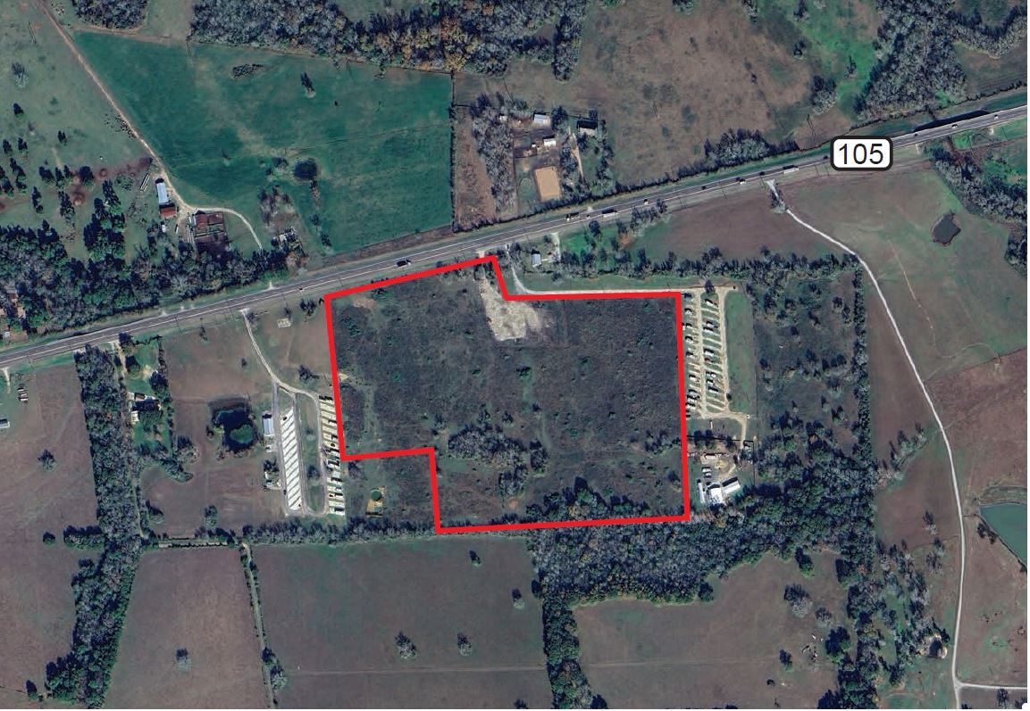 18250 HWY 105, Plantersville, TX à vendre Aérien- Image 1 de 2