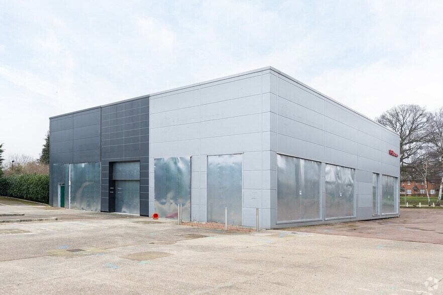 Sutton Rd, Maidstone à louer - Photo du bâtiment - Image 2 de 2