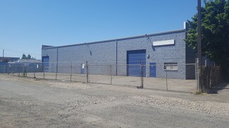 Plus de détails pour 251 NE Kilpatrick St, Portland, OR - Industriel à louer
