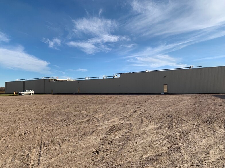 Highway 12 Old 12 West -1, Ortonville, MN à louer - Photo du bâtiment - Image 3 de 21