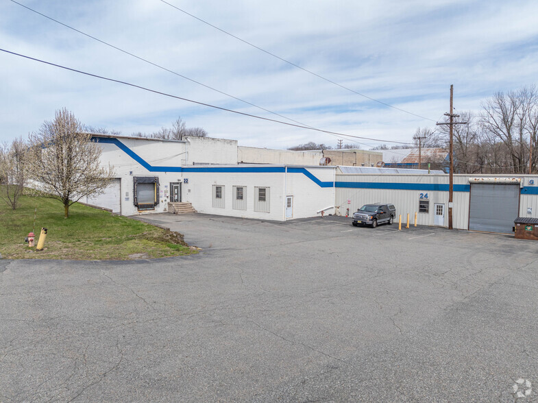 22-44 Richboynton Rd, Dover, NJ for lease - Primary Photo - Image 1 of 7