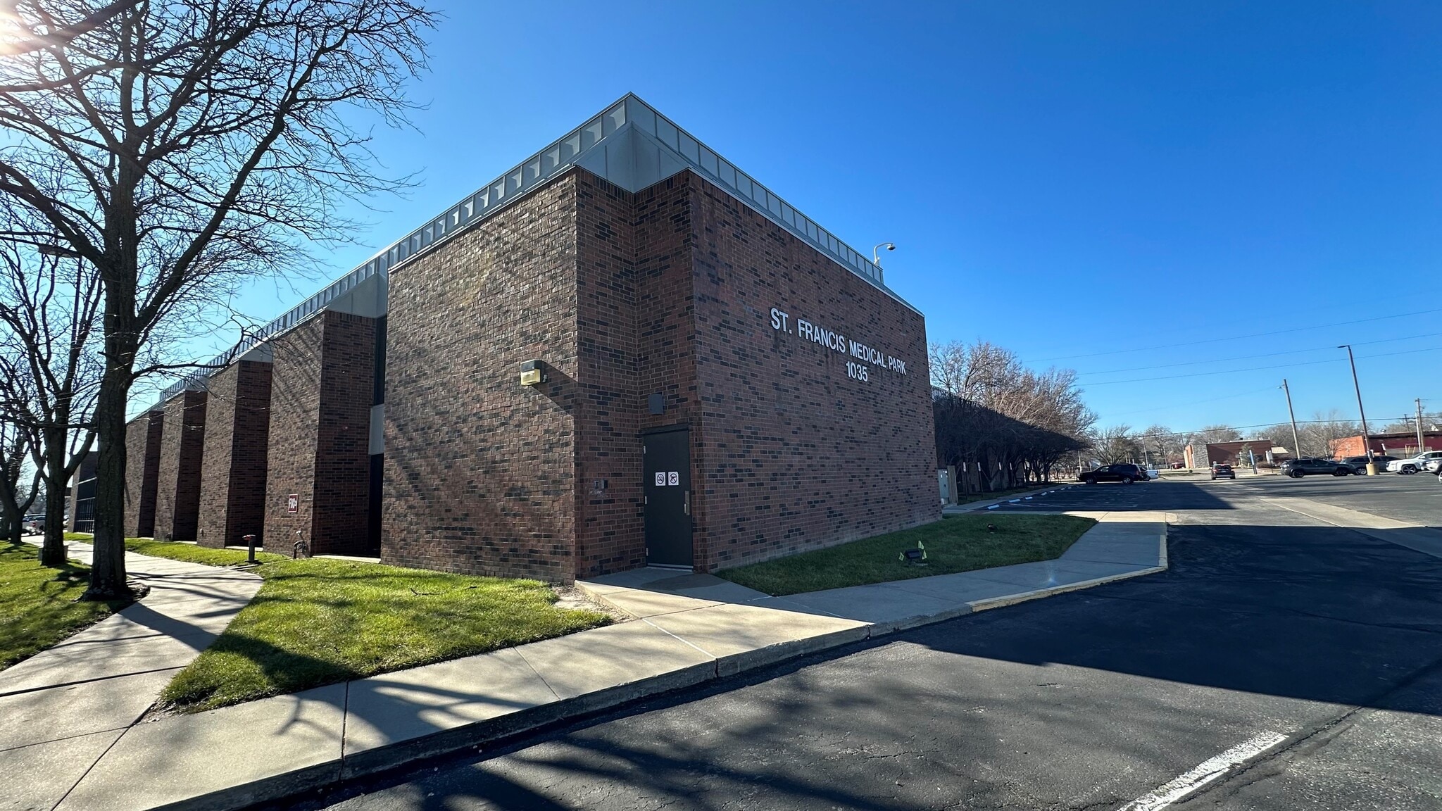 1035 N Emporia St, Wichita, KS for lease Primary Photo- Image 1 of 3