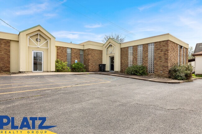 More details for 1114 E Market St, Warren, OH - Office for Sale