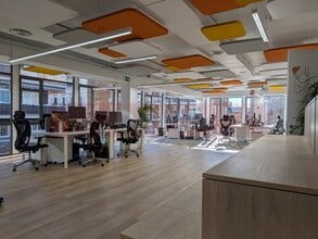 Office in Barcelona, Barcelona for lease Interior Photo- Image 1 of 20