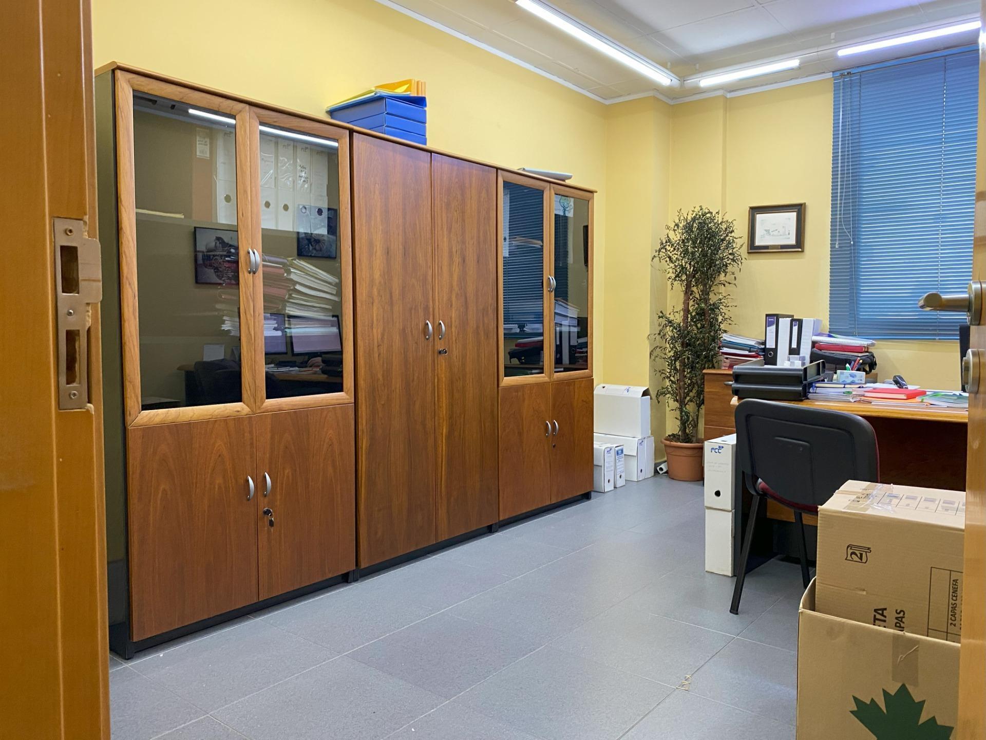 Retail in València for lease Interior Photo- Image 1 of 13