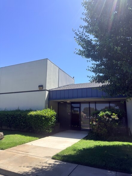 9700 Goethe Rd, Sacramento, CA for sale - Building Photo - Image 3 of 7