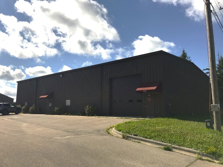612 N Main St, Cottage Grove, WI for lease - Building Photo - Image 2 of 12