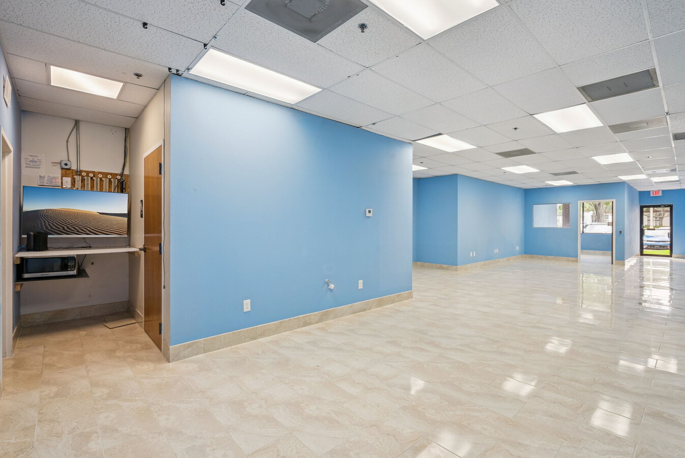 925 S Semoran Blvd, Winter Park, FL 32792 - Unit 103 -  - Interior Photo - Image 1 of 7
