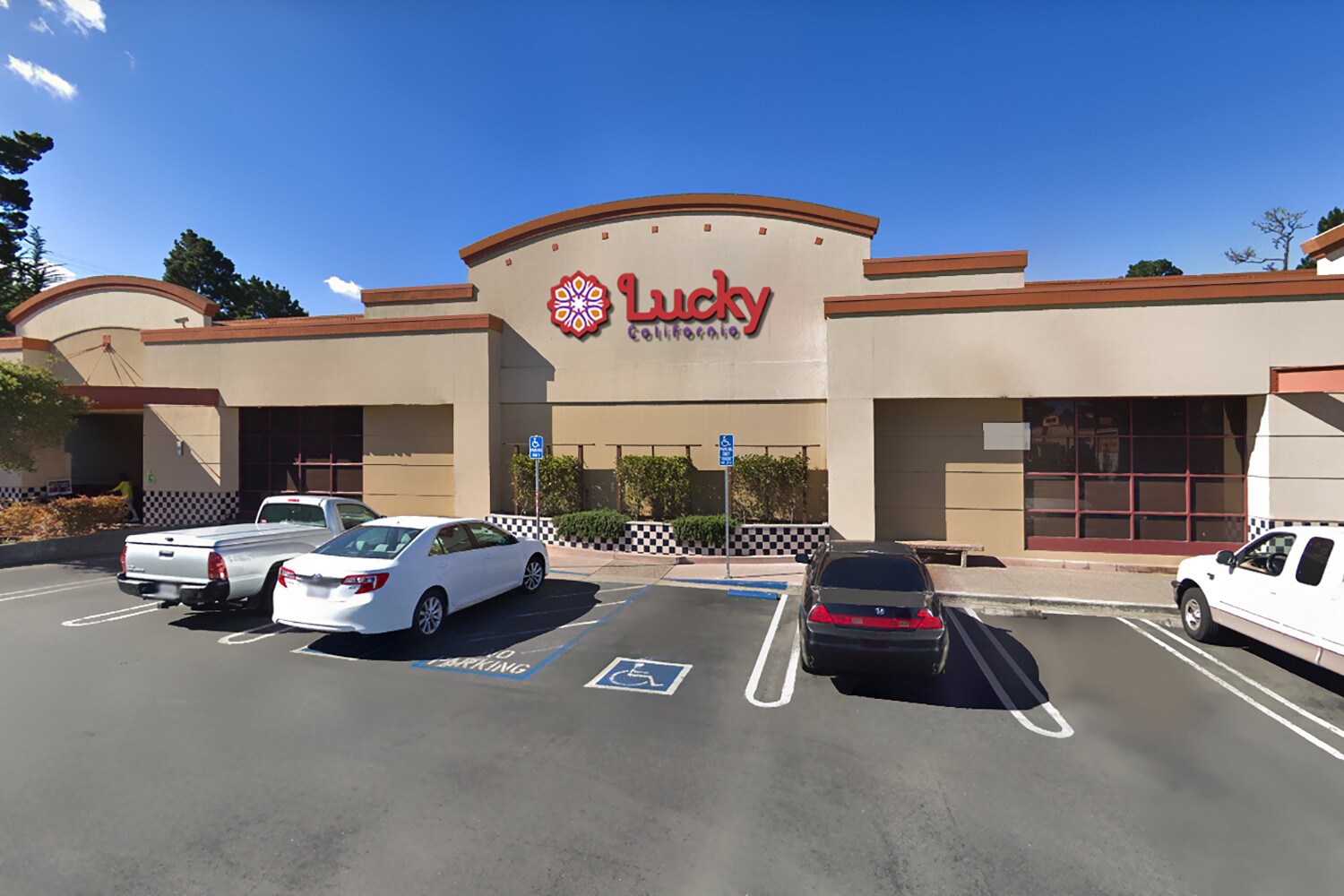 120-220 Country Club Ctr, Pacific Grove, CA à louer Photo du bâtiment- Image 1 de 6