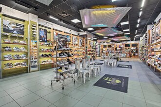 1 Hoyt St, Brooklyn, NY à louer Photo intérieure- Image 2 de 6