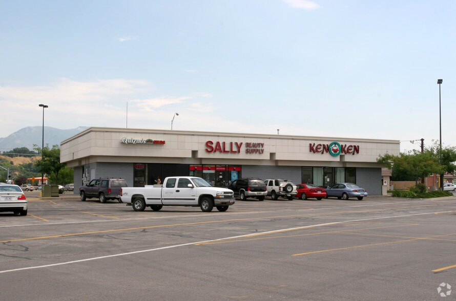 1074-1078 W Riverdale Rd, Riverdale, UT for lease - Building Photo - Image 2 of 18