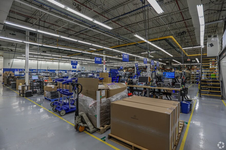 100 Discovery Way, Acton, MA à louer - Photo intérieure - Image 3 de 10