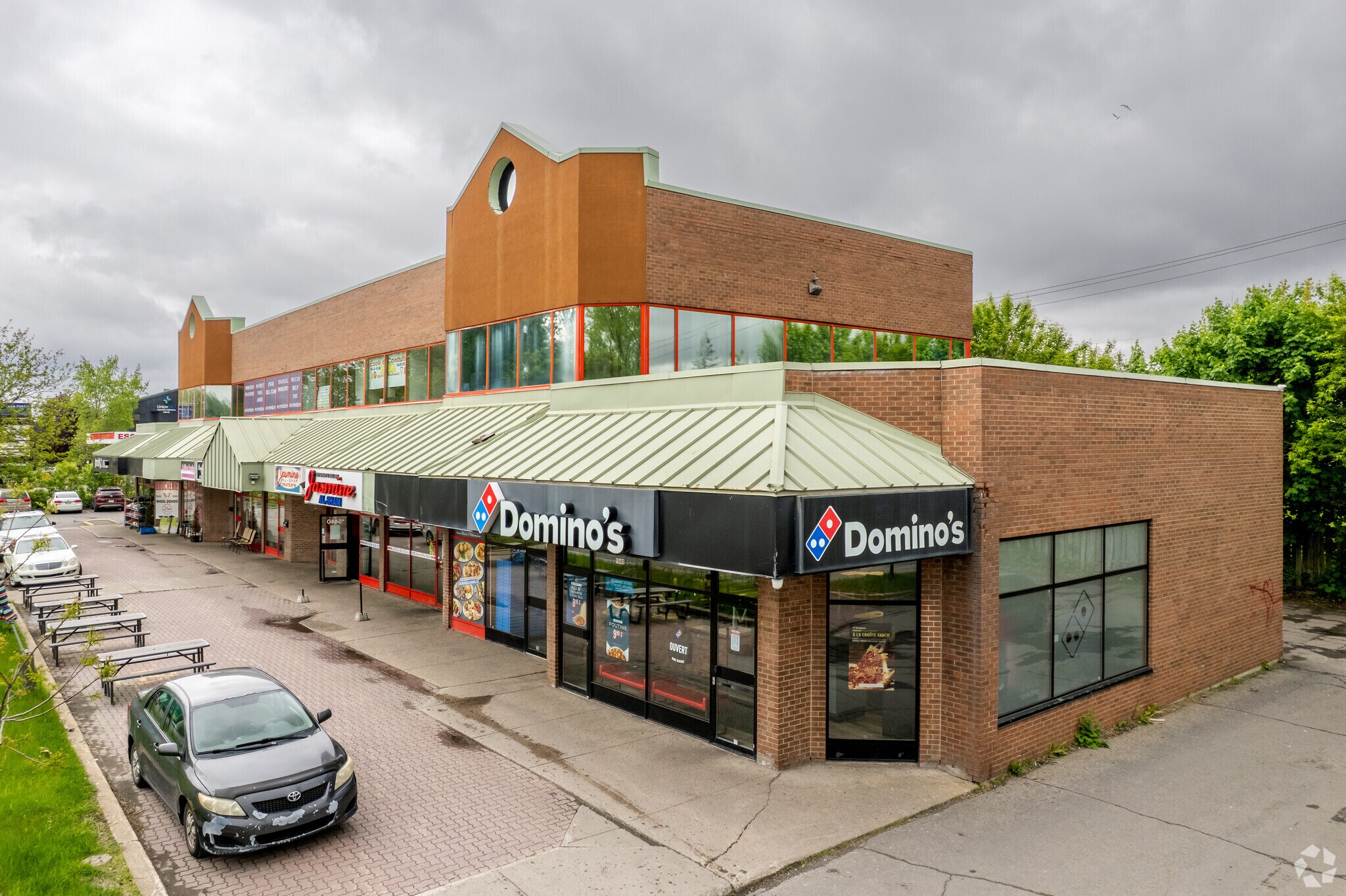 15400-15480 Boul De Pierrefonds, Montréal, QC for sale Primary Photo- Image 1 of 1