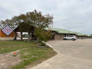 3149 Highway 72, Three Rivers, TX à vendre - Photo du bâtiment - Image 2 de 9