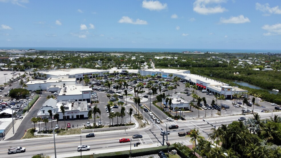 2778 N Roosevelt Blvd, Key West, FL à louer - Photo du bâtiment - Image 1 de 4