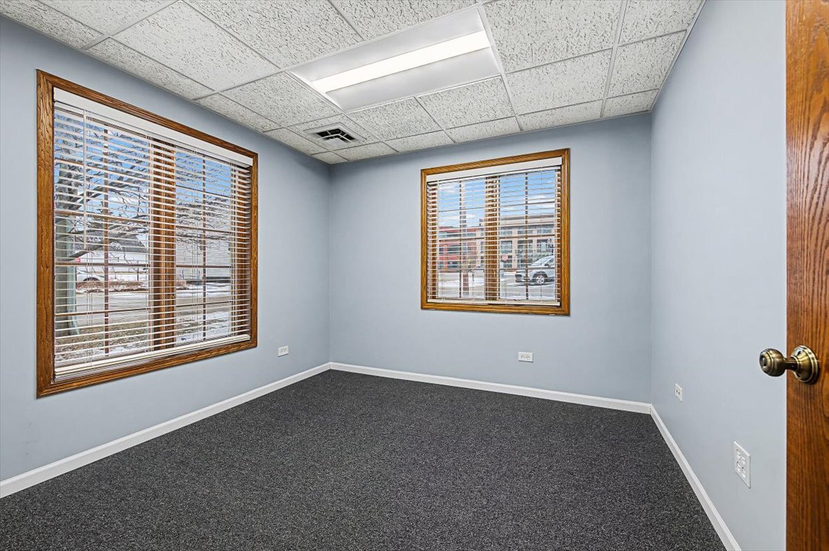 50 Ela St, Barrington, IL for lease Interior Photo- Image 1 of 7