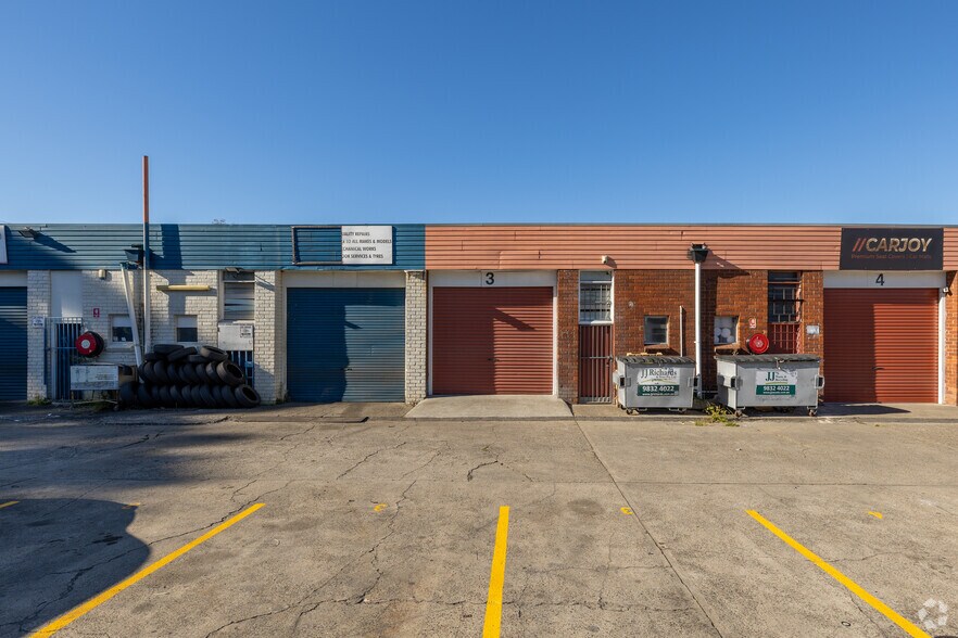 16 Anvil Rd, Seven Hills for sale - Building Photo - Image 2 of 4